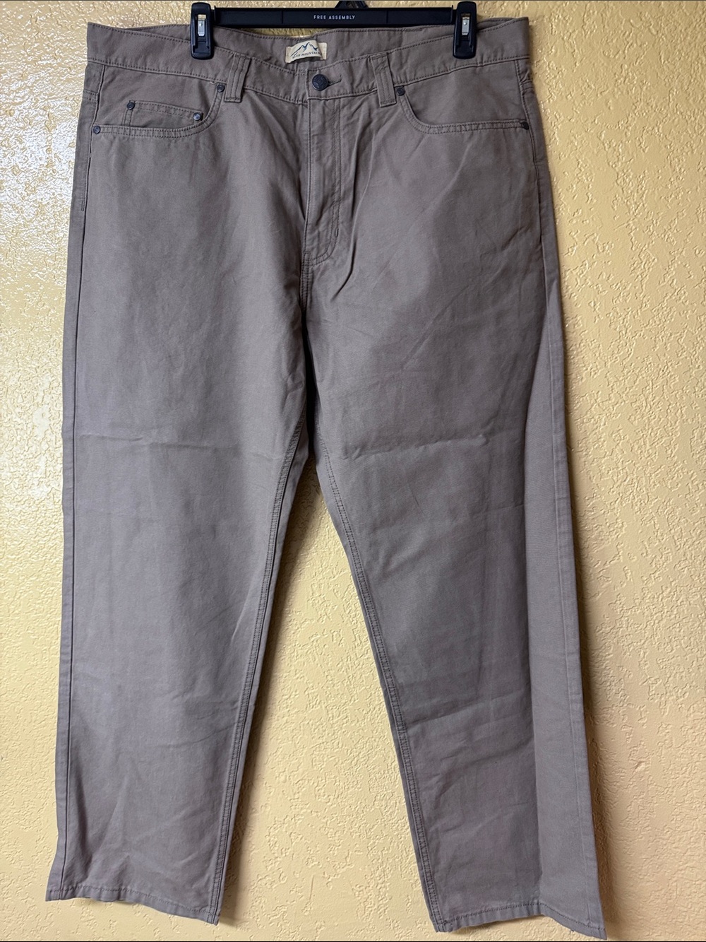 Free Assembly Men’s Taupe Chino Pants